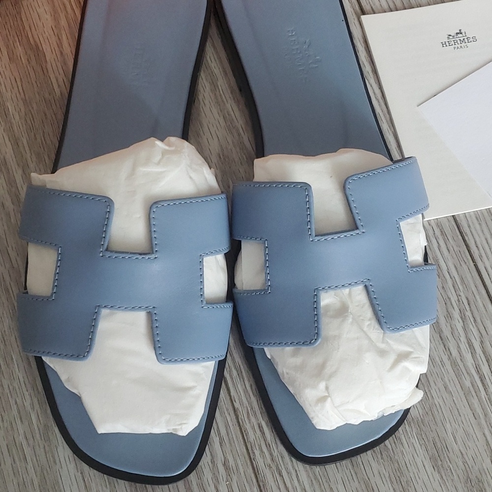 Hermes Oran Sandals - Picture 4 of 14